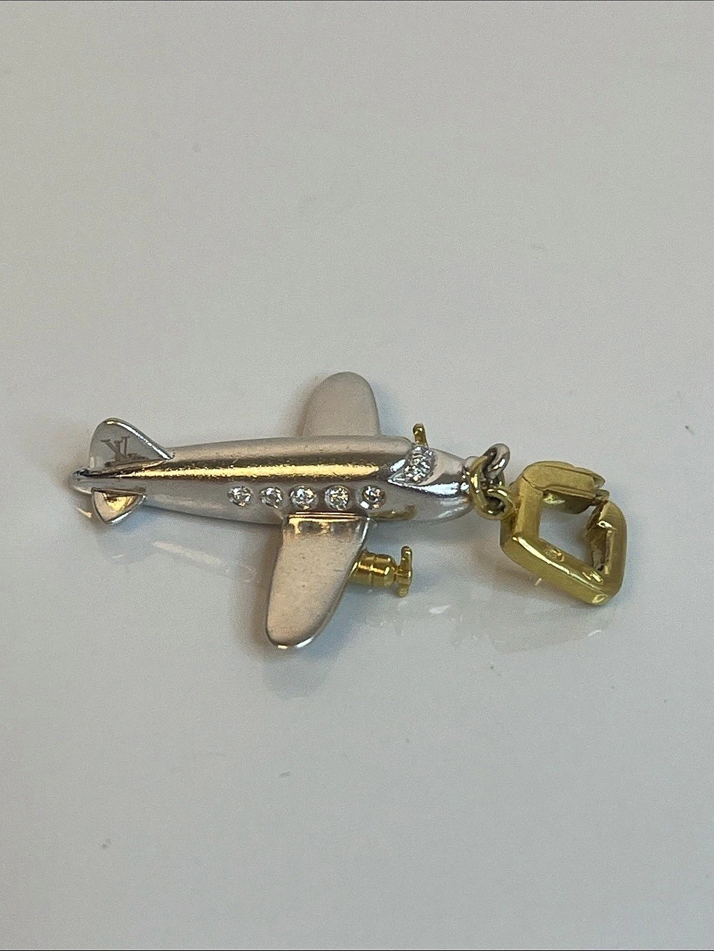 Louis Vuitton Airplane Rhinestone 18k Gold w/ diamonds
